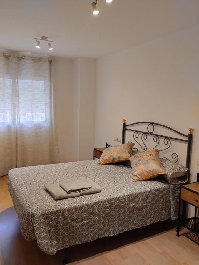 Apartamentos Canana De Vega Flix Екстериор снимка